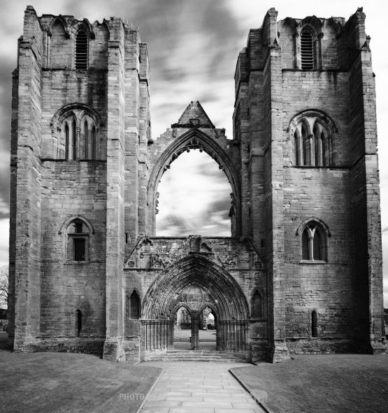 Elgin Cathedral by Andrew Sommerfeld